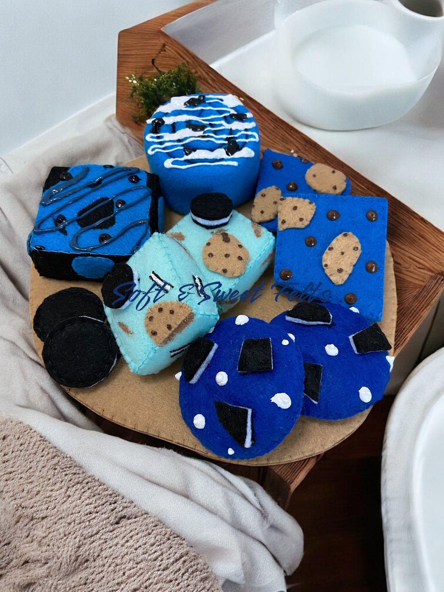 Blue Cookie Crumbles